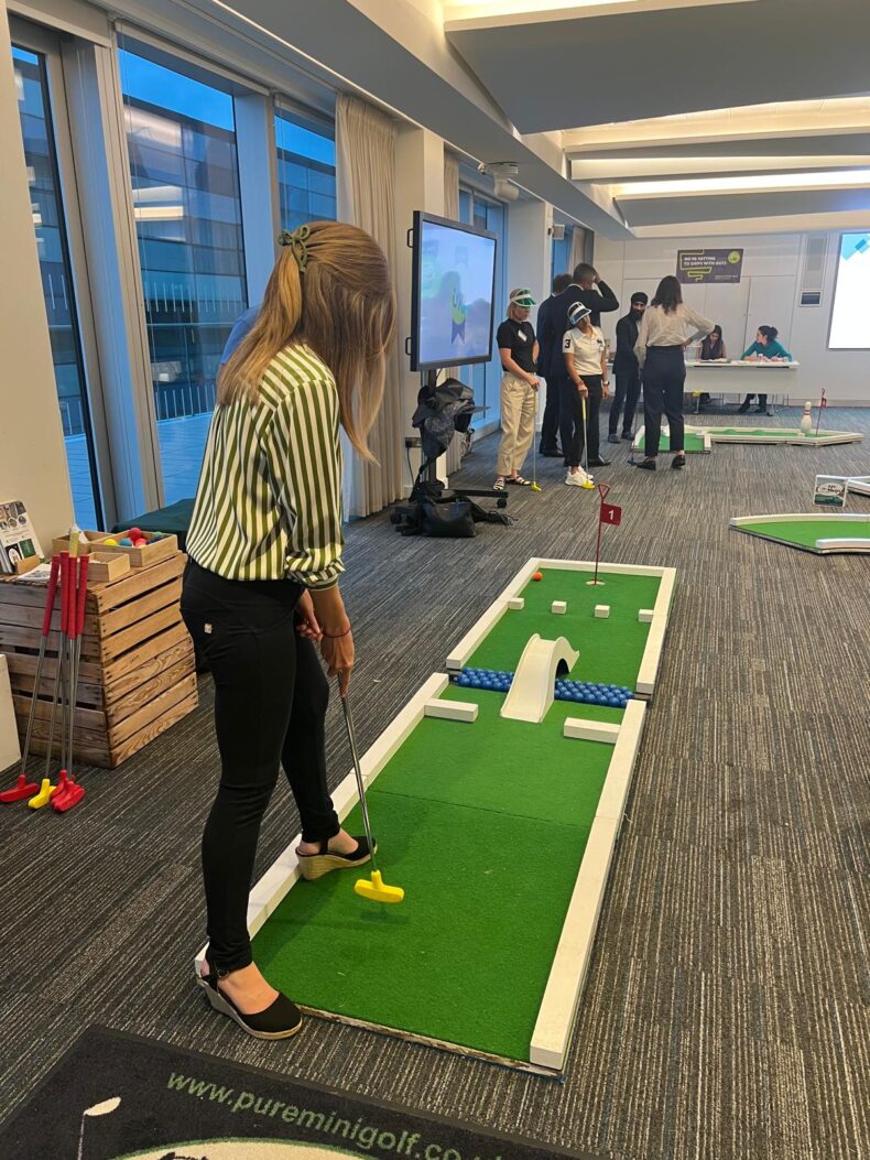 NeuroHealth - Putts for Guts charity challenge - Fieldfisher - Guts UK